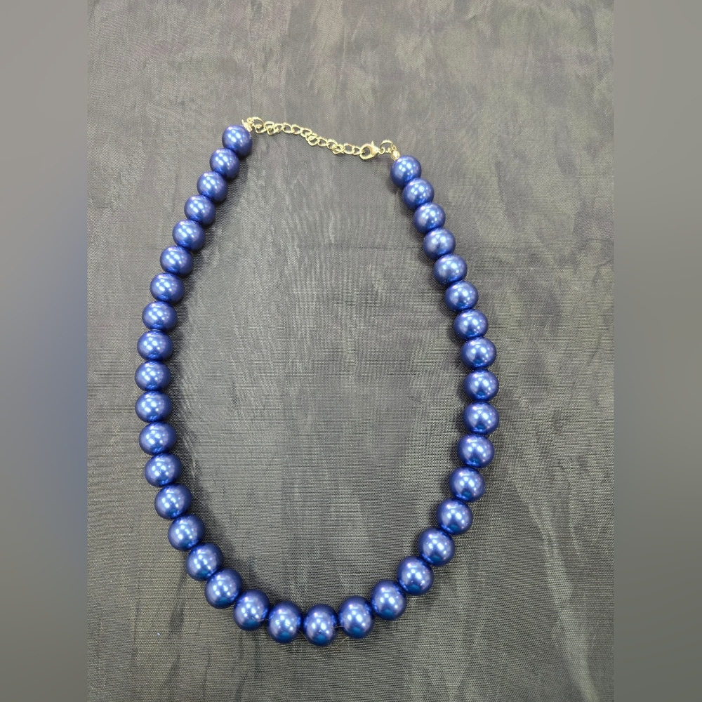 Classic Blue Beaded Necklace with Satin Finish